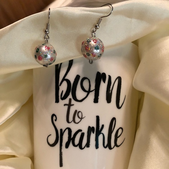 Christmas ornament earrings Fun & Festive NEW - Picture 2 of 8